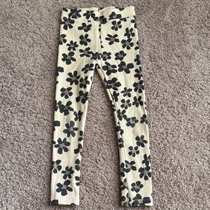 💜 3 for $10 Zara Kids Cream and Black Floral Leggings